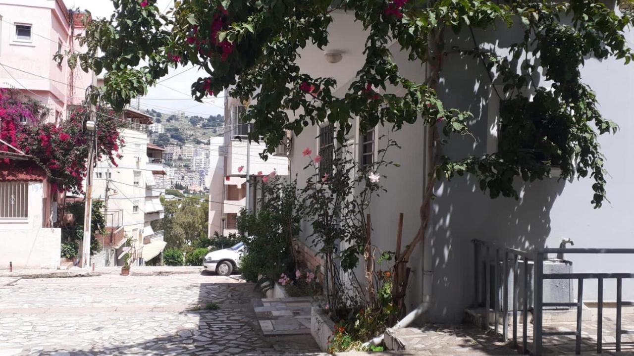 Olti'S Beach House Sarandë Buitenkant foto